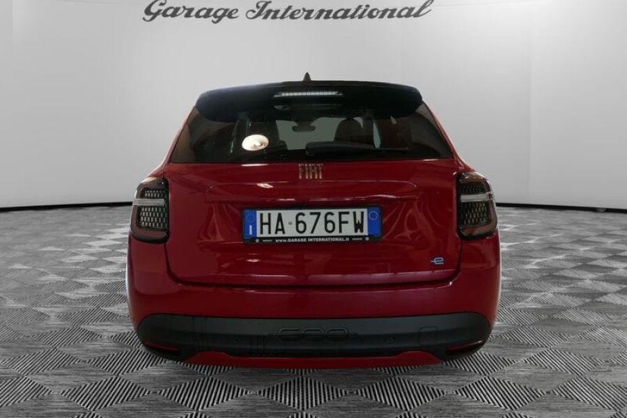 FIAT 600e Elettrica 156cv Red - Bild 4