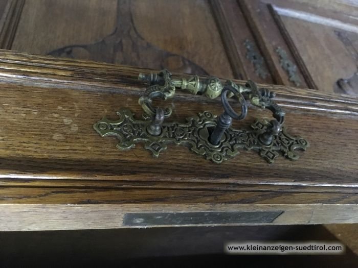 Schöner, alter Küchenschrank zu verkaufen Lana | 248511 | Antiquitäten