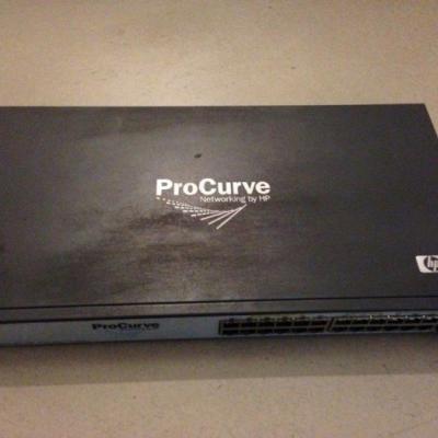 HP ProCurve 2610-24-PWR 24+4 PoE Switch 100/1000 - thumb
