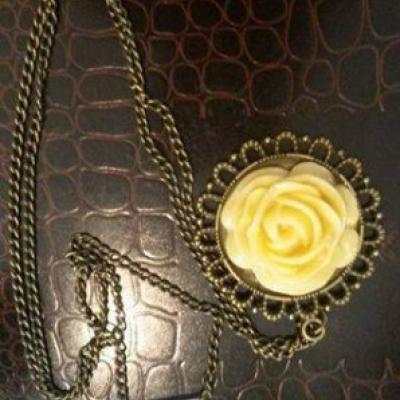 Schmuck NEU und UNGEBRAUCHT - thumb