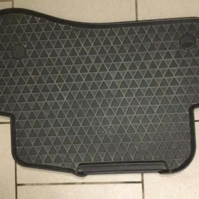 Gummiteppiche für VW Passat Familiare 2014 - thumb