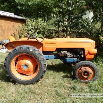 TRAKTOR FIAT 215 FN OLDTIMER - thumb