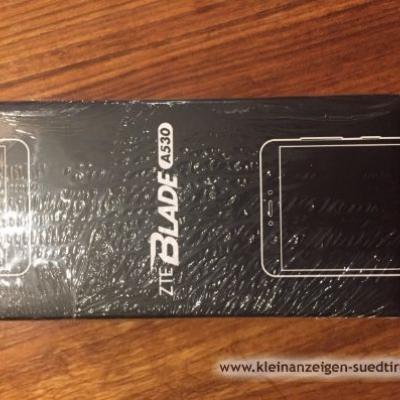 Smartphone schwarz NEU (ZTE Blade A530) - thumb