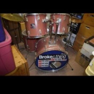 Verkaufe gebrauchtes Schlagzeug  Preis VB - thumb