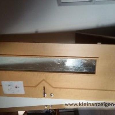 Schöne Holztür u. Blindstock für Innenraum - thumb