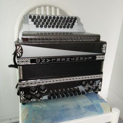 Verkaufe 4reihige steirische Ziehharmonika - thumb