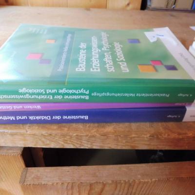 Schulbücher für Altenpflege - thumb