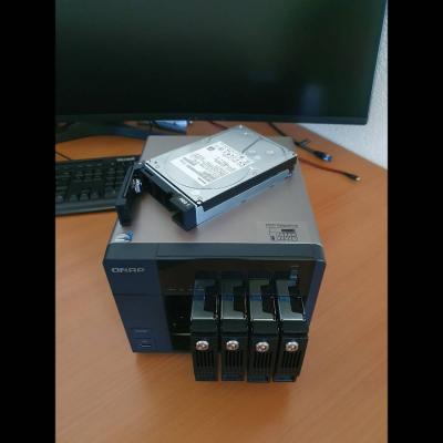 Netzwerkspeicher (NAS) mit 15TB Datenspeicher / QNAP TS-569 Pro - thumb