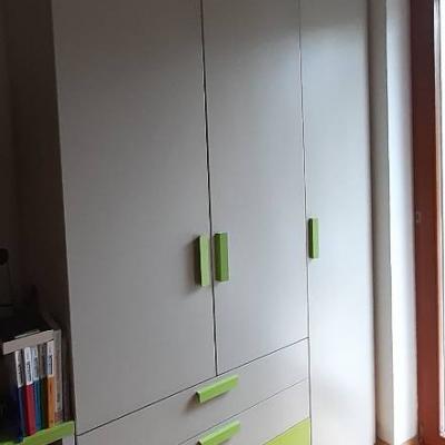 Kleiderschrank - Kinder/Jugendzimmer - Marke Battistella - thumb