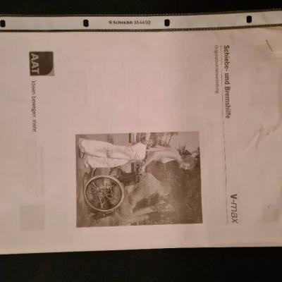 Elektrischer Rollstuhl - thumb
