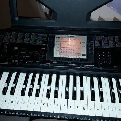 Keyboard Marke Yamaha - thumb