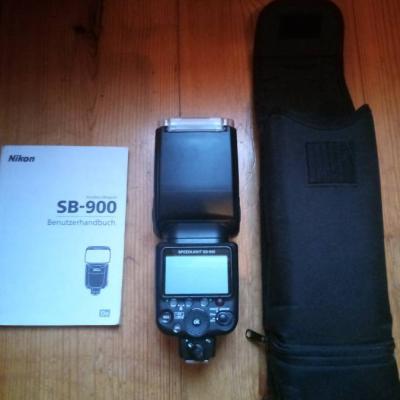 SB 900 Nikon - thumb