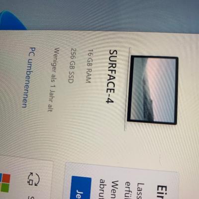 Surface 4 Pro - thumb