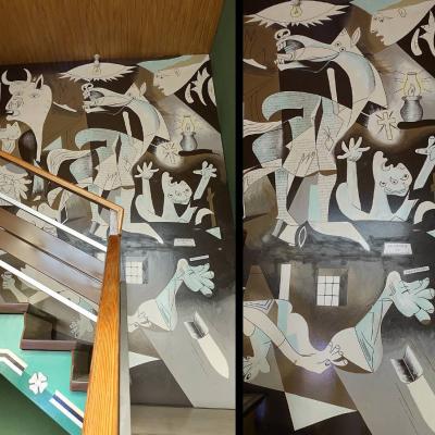 Picasso Replica Guernica, Künstlerarbeit für ein Treppenhaus - thumb