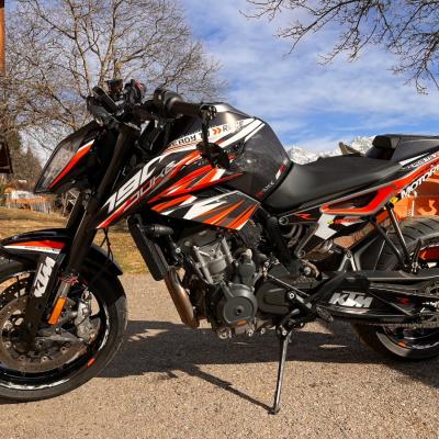 KTM 790 DUKE - thumb