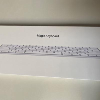 Apple Magic Keyboard - thumb