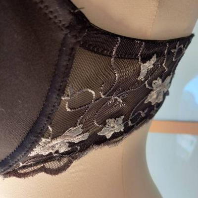 Lascana - BH 85b (D) 4b (Ita) schwarz & silber, NEU & Ungetragen - thumb