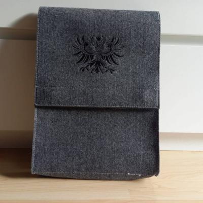 Kleine Umhängetasche FILZ mit edler Stickerei -NEU- - thumb