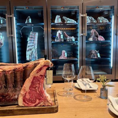 Servicemitarbeiter/in für Steak Restaurant Anny in Marling gesucht - thumb