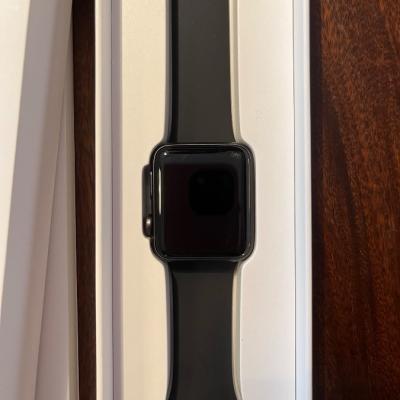 Apple Watch Series 3 42mm - thumb