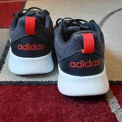 Adidas Schuhe - thumb