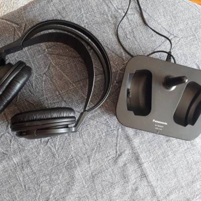 Neue kabellose Panasonic Kopfhörer abzugeben - thumb
