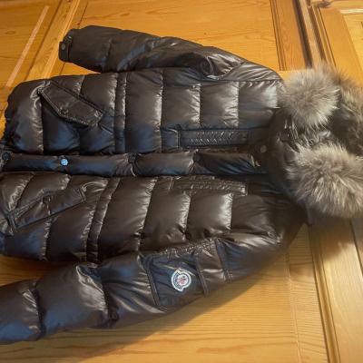 Jacke moncler - thumb