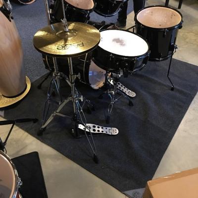 Neuwertiges Schlagzeug der Marke BASIX DRUMS - thumb