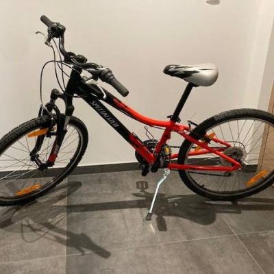 Kinderfahrrad Specialized - thumb