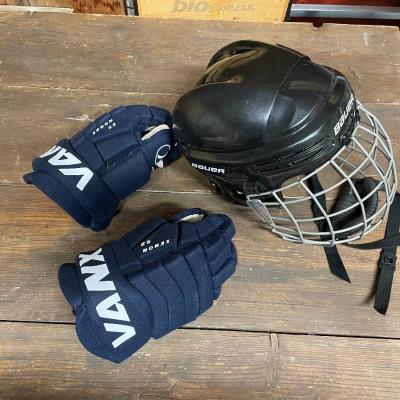 Eishockey Helm + Handschuhe - thumb