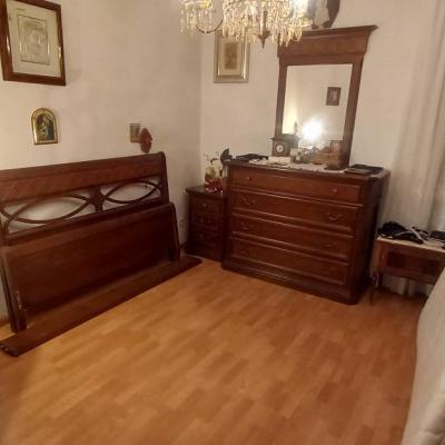 Kompletes Schlafzimmer in sehr gutem Zustand - thumb