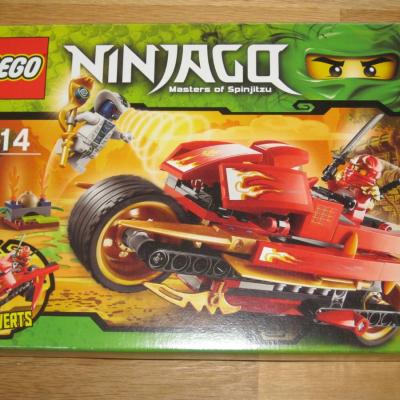 Lego Ninjago Kai's Blade Cycle 9441 SAMMLERTÜCK - thumb