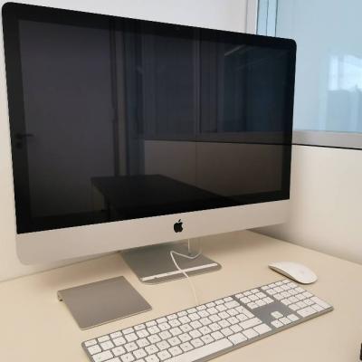 iMac 2010 mit Zubehör - thumb