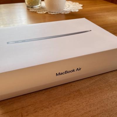 MacBook Air 13" 2019 - thumb