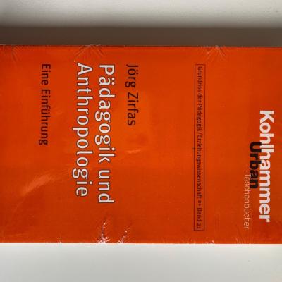 Bücher für sozialwissenschaftliches Gymnasium zu verkaufen - thumb