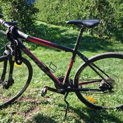 Verkaufe Fahrrad der Marke Scott in sehr gutem Zustand - thumb