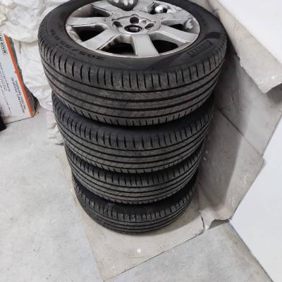 Seat Alu Felgen+Sommerreifen Pirelli - thumb