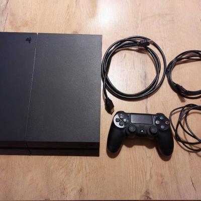 Playstation 4 - 500gb - sehr guter Zustand - thumb