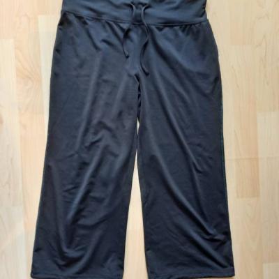SPORTHOSE Fitness, kurz Gr. 38 DE/ 44 IT schwarz - WIE NEU - thumb