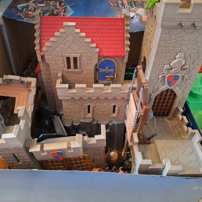 Playmobil laut Fotos zu verkaufen - thumb