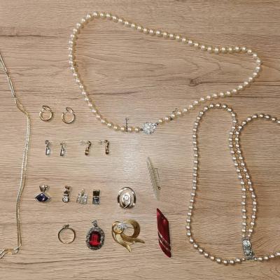 Schmuck verschieden - thumb
