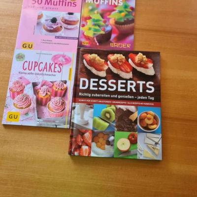 Buch Desserts siehe unten der peris - thumb