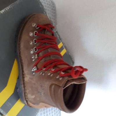 Lederbergschuhe nur einmal getragen abzugeben - thumb
