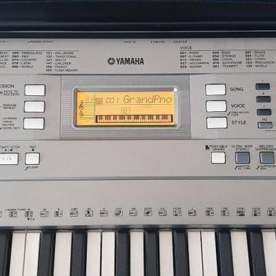 Yamaha Keyboard - thumb