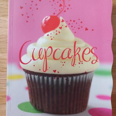 Cupcakes - Verführerische Törtchen zum Naschen und Genießen - WIE NEU - thumb