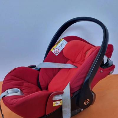 Roter Autositz für Kinder - thumb