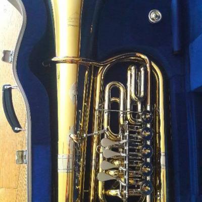 Es Tuba für Musikschüler - thumb