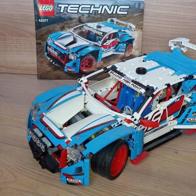 Lego technic 42077 Rallyauto - thumb
