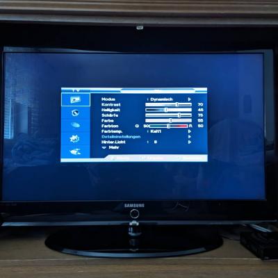 Flachbildschirm Smart-TV Samsung, 40 Zoll, 1080p HD LCE - thumb