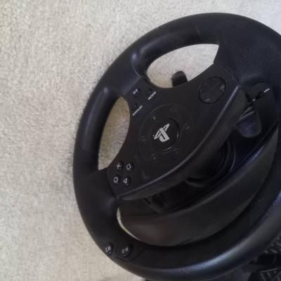 Lenkrad und Pedale Playstation4 - thumb